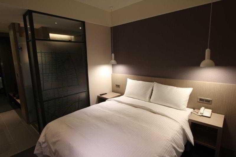 Quarantine Hotel - Chaiin Hotel - Dongmen Taipei Esterno foto